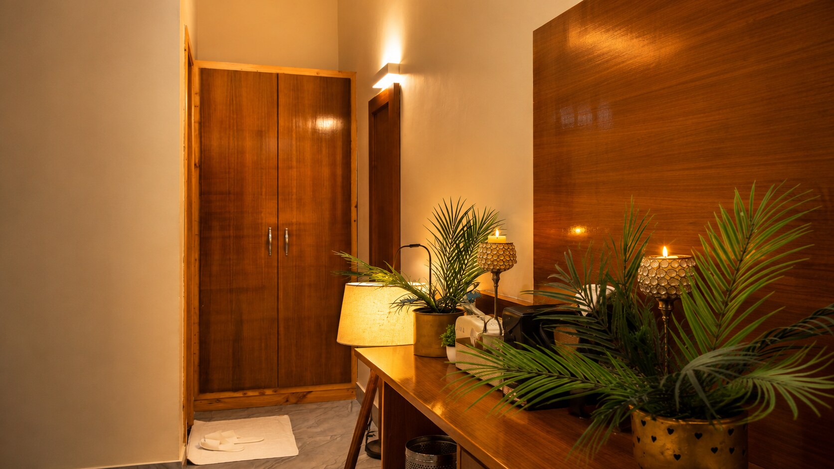 Gauri Hayat Corbett Retreat - Tap to explore photos