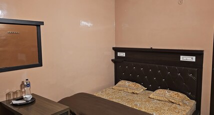 Hotel Prashant Room Type - Basic NON-AC