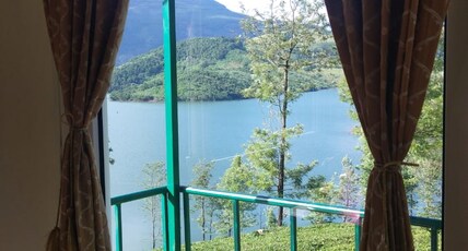 Dreams Avalanche Lakeview Stay Room Type - Green House