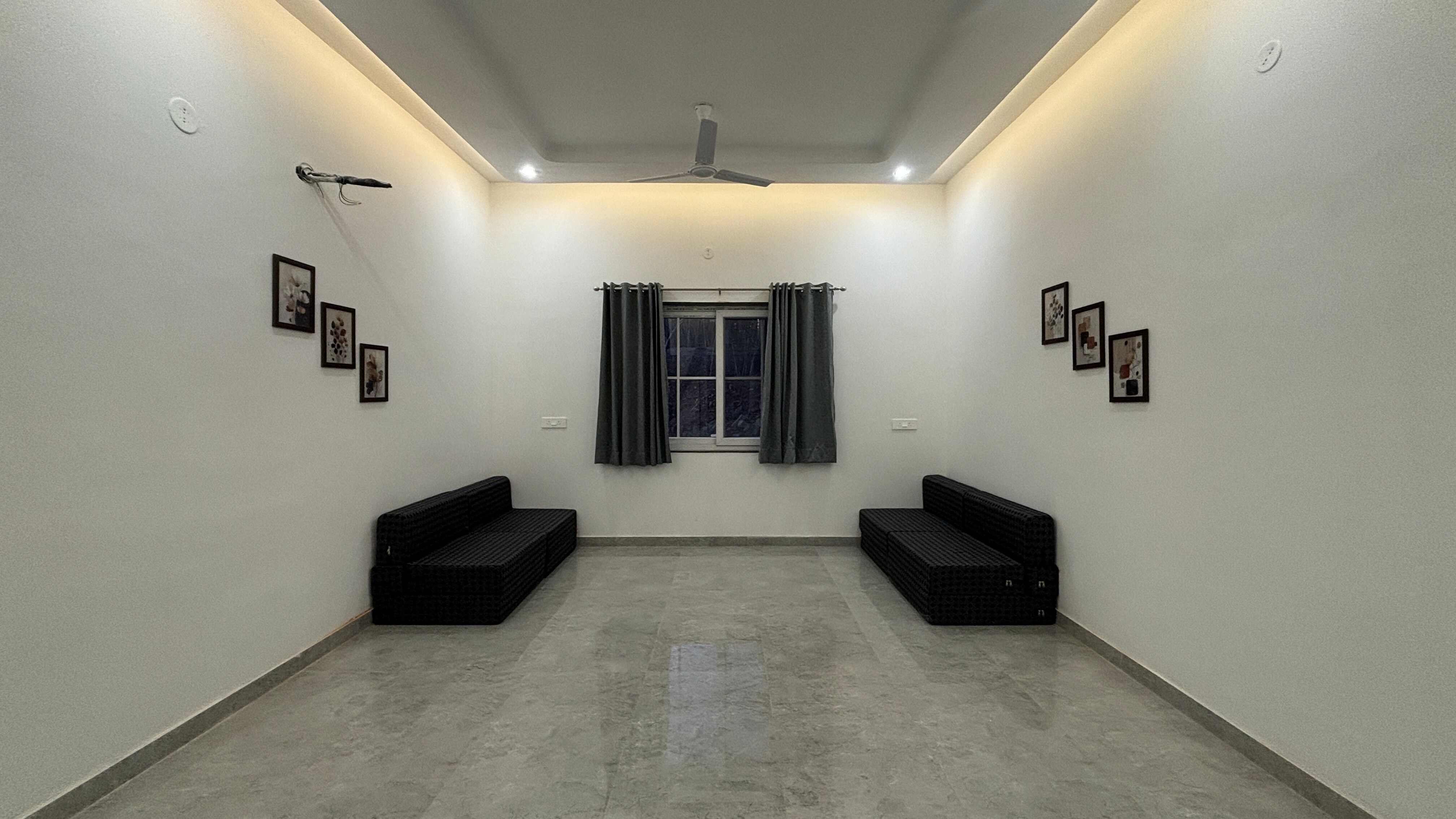 Tramorishti villa - Tap to explore photos