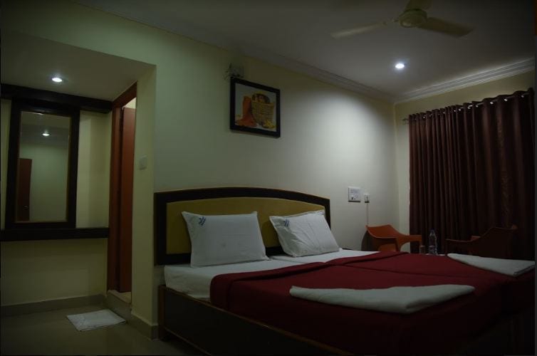 HOTEL SWAGATH GRAND - Tap to explore photos