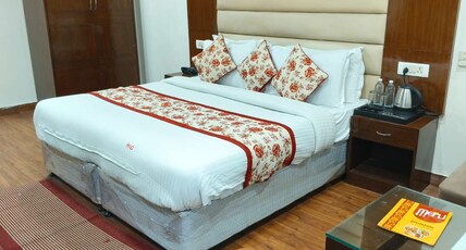 Hotel Invitation Grand Room Type - THREE BED ROOM