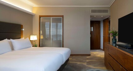 Hilton Tel Aviv Hotel Room Type - TWIN PREMIUM DLX SEA VIEW