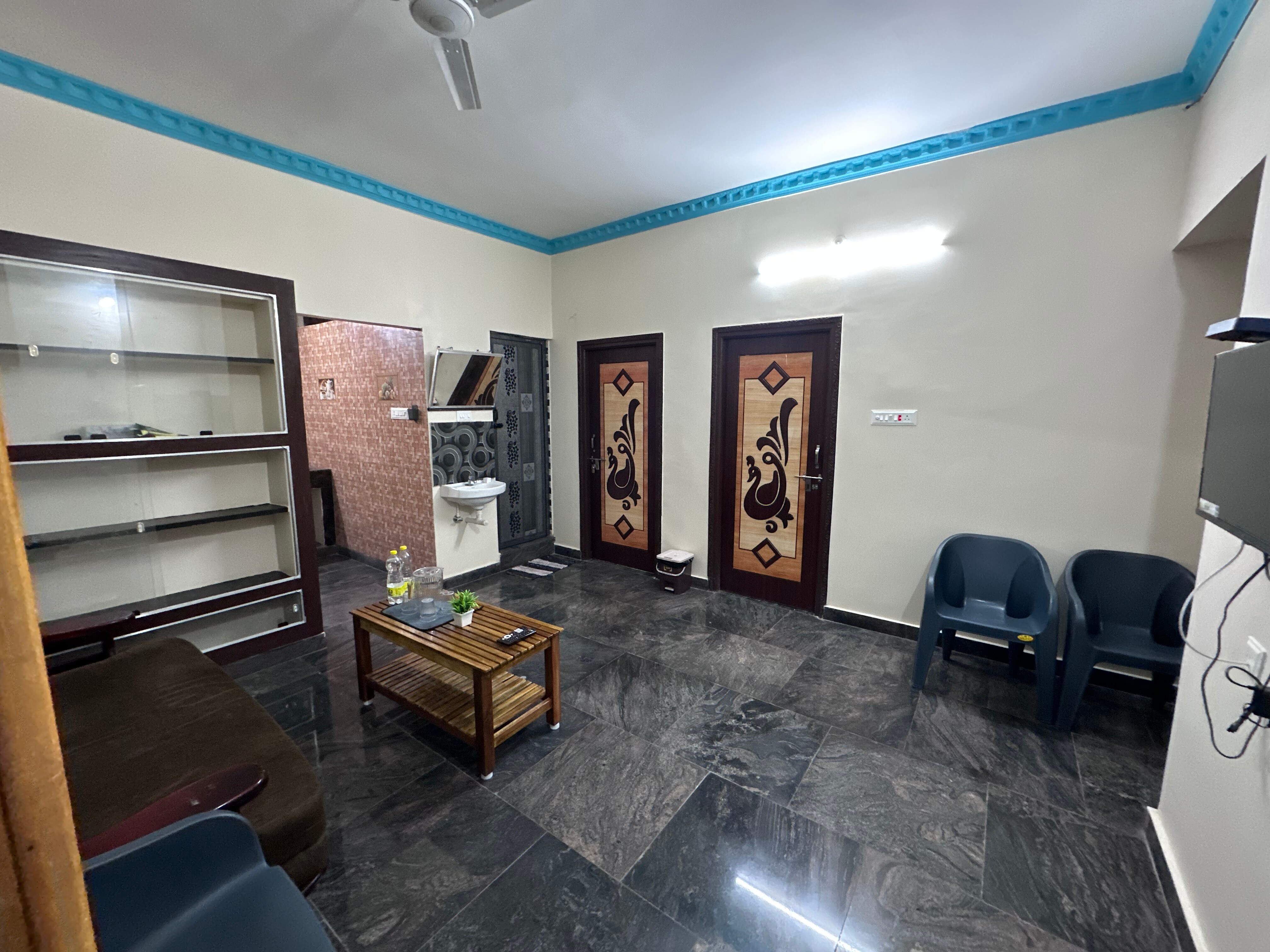 KRAD Homestay - Tap to explore photos