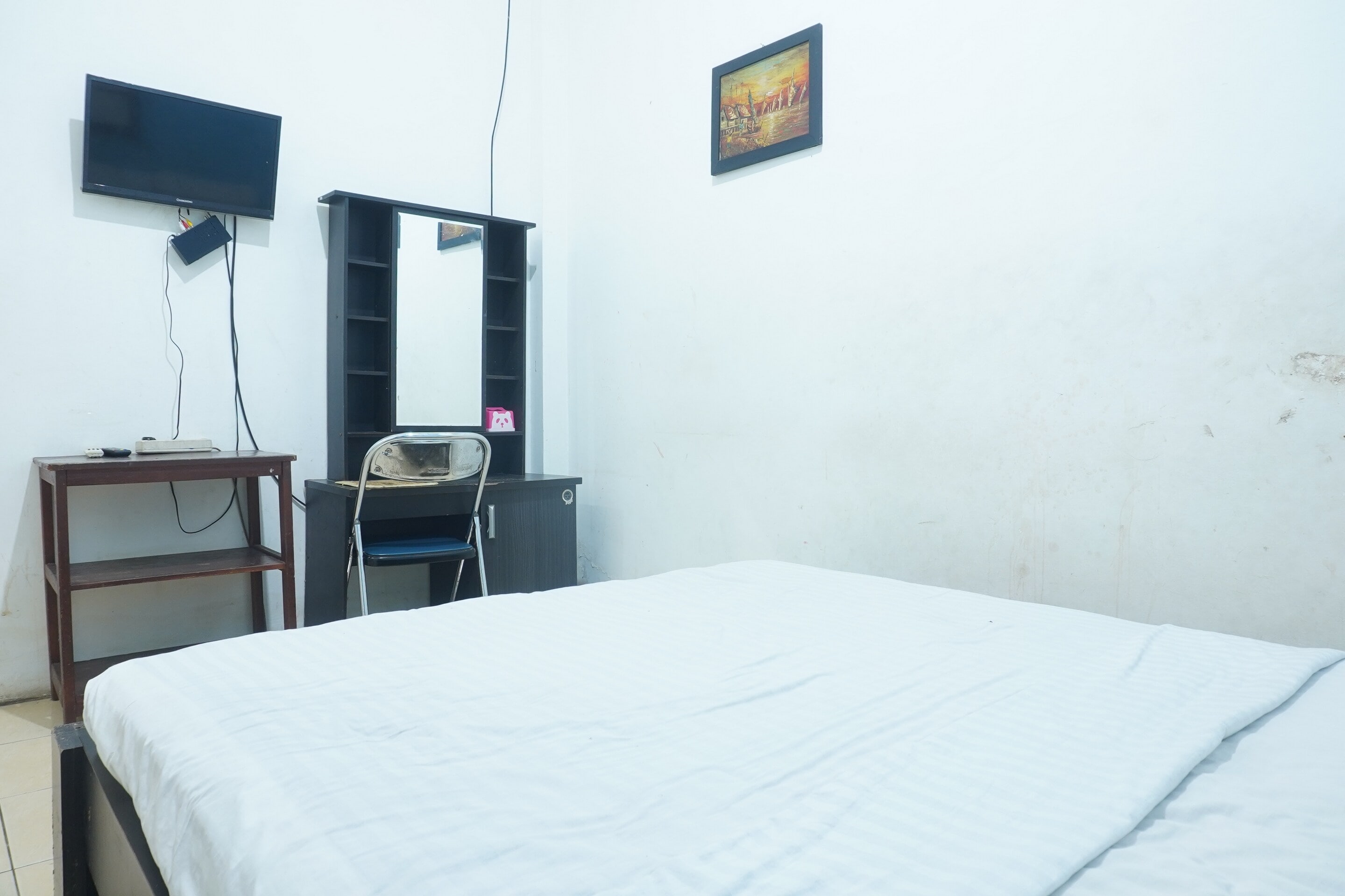 Hotel O Gr Kost Kaladan - Tap to explore photos