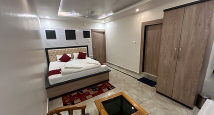 HOTEL KUNJ BIHARI NEAR VISHNUPAD TEMPLE Room Type - Standard Double AC Room
