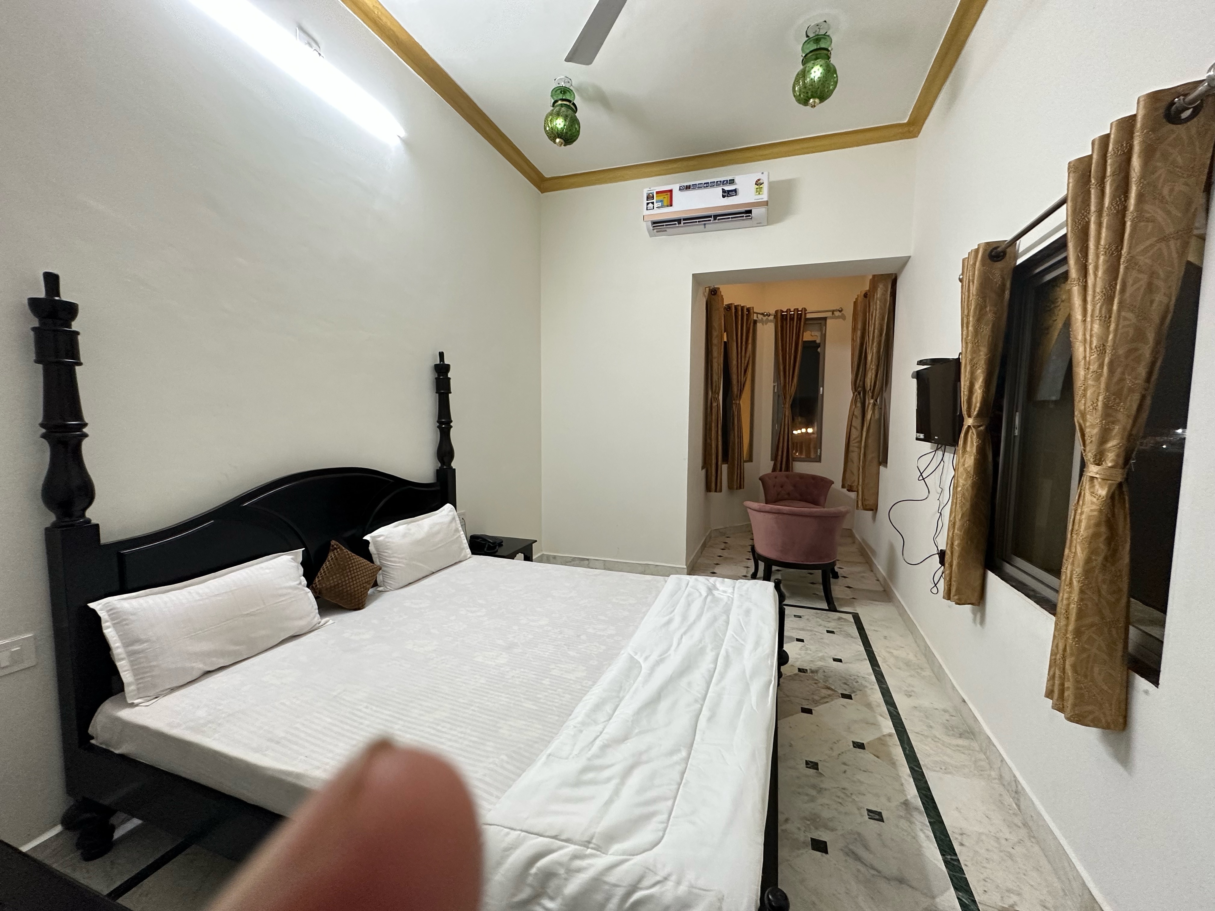 Hotel Surajgadh - Tap to explore photos