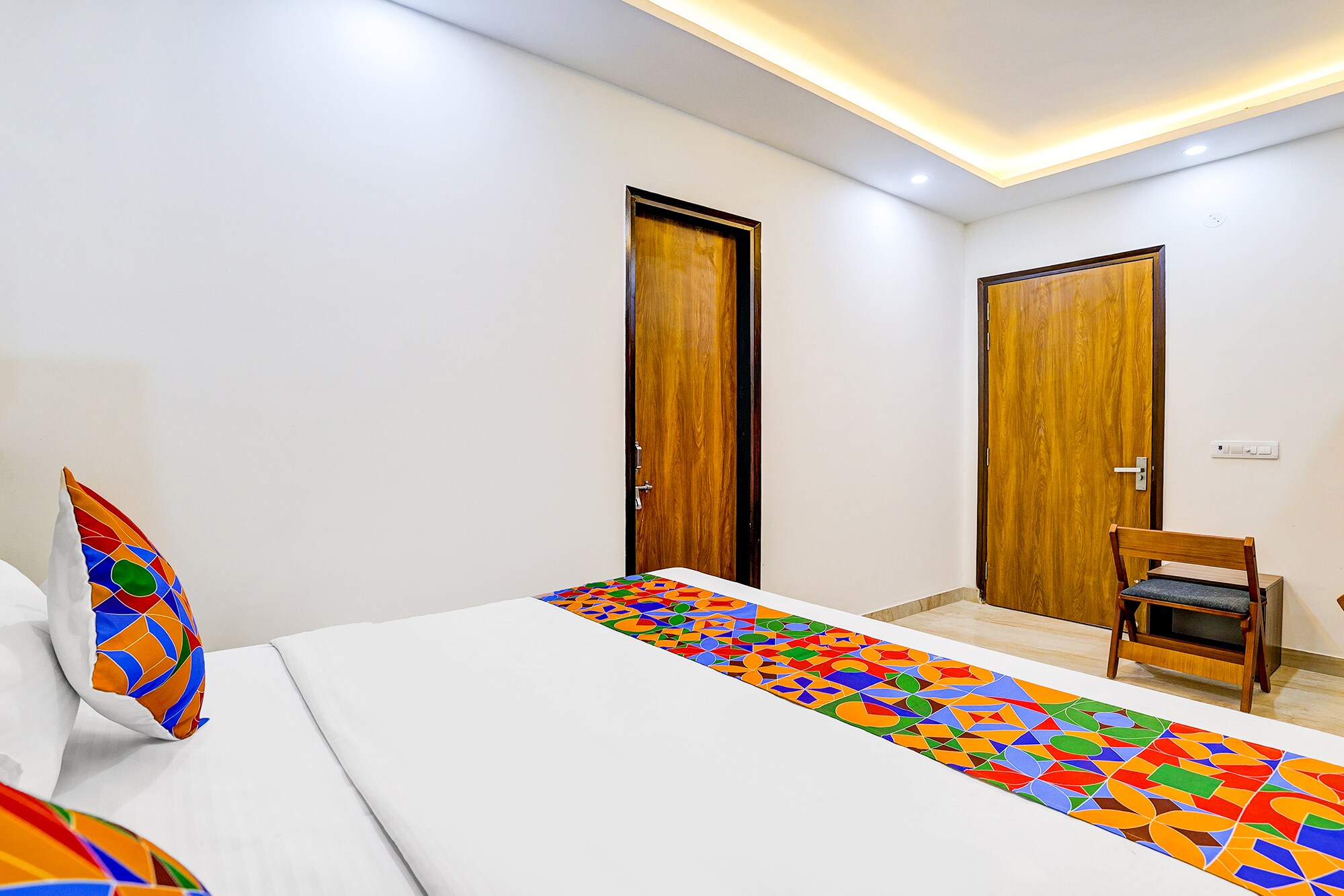 FabHotel Expo Centre Inn- Nr. Sharda University - Tap to explore photos