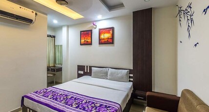 HOTEL JAISHREE PALACE Room Type - Super Deluxe Room
