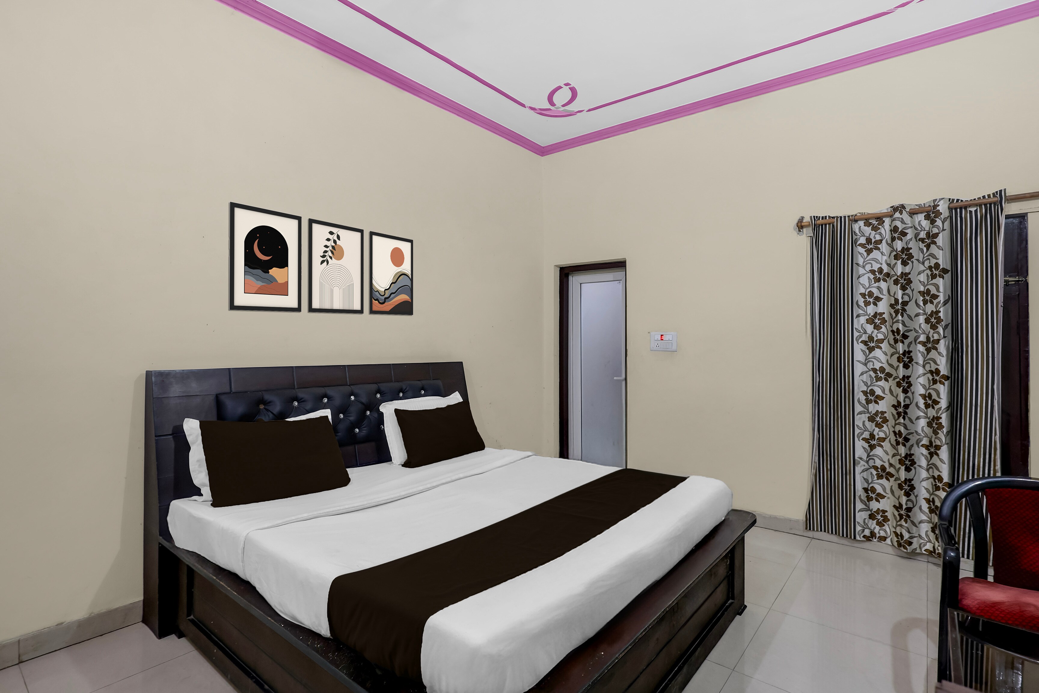 Hotel O Shree Shyam Madhav - Tap to explore photos