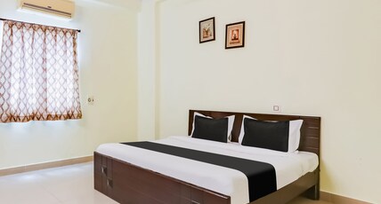 Hotel O SS ELITE Room Type - Classic