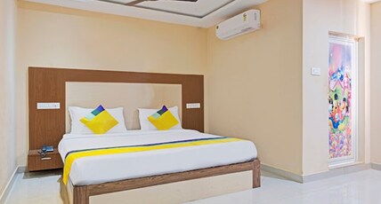 Hotel Abhitej Inn Room Type - Oak Ac Room