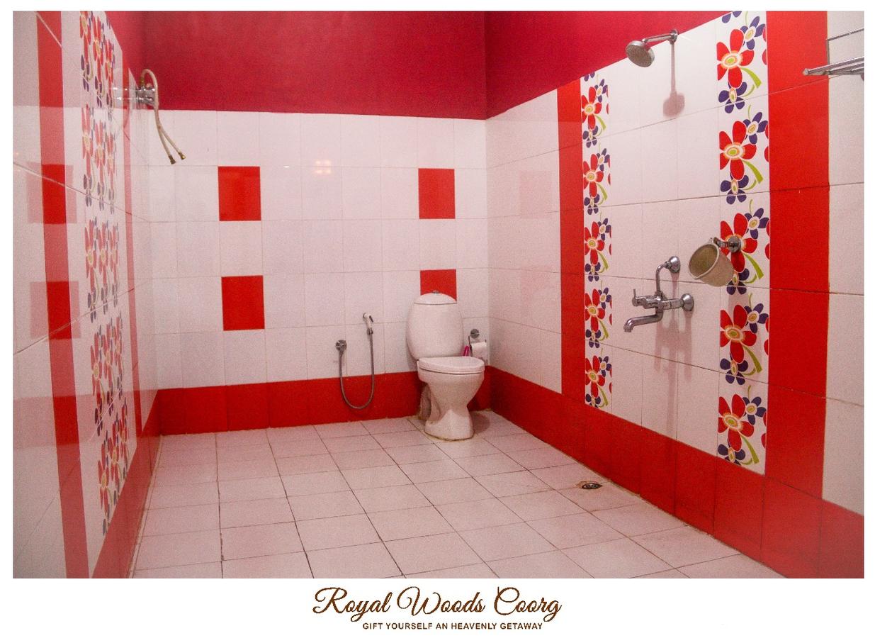 Royal Woods Homestay - Tap to explore photos