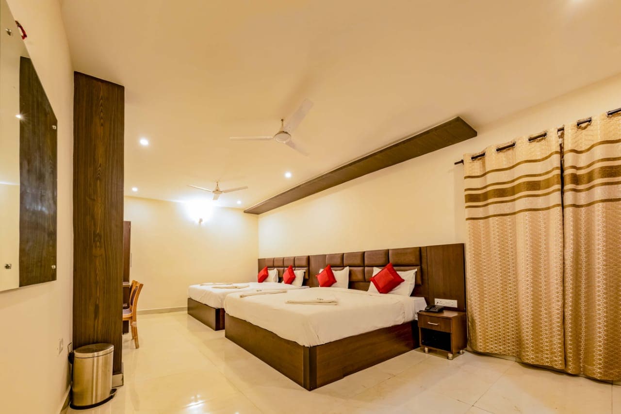 Hotel Harish Palace - Tap to explore photos