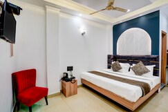 Staybook - Hotel Jai Balaji @ New Delhi Railway Station