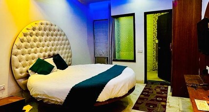 City palace Room Type - Deluxe Rooms