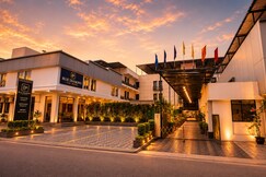 Blue Diamond The Hotel