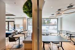 Holiday Inn Express Madrid Airport, an IHG Hotel