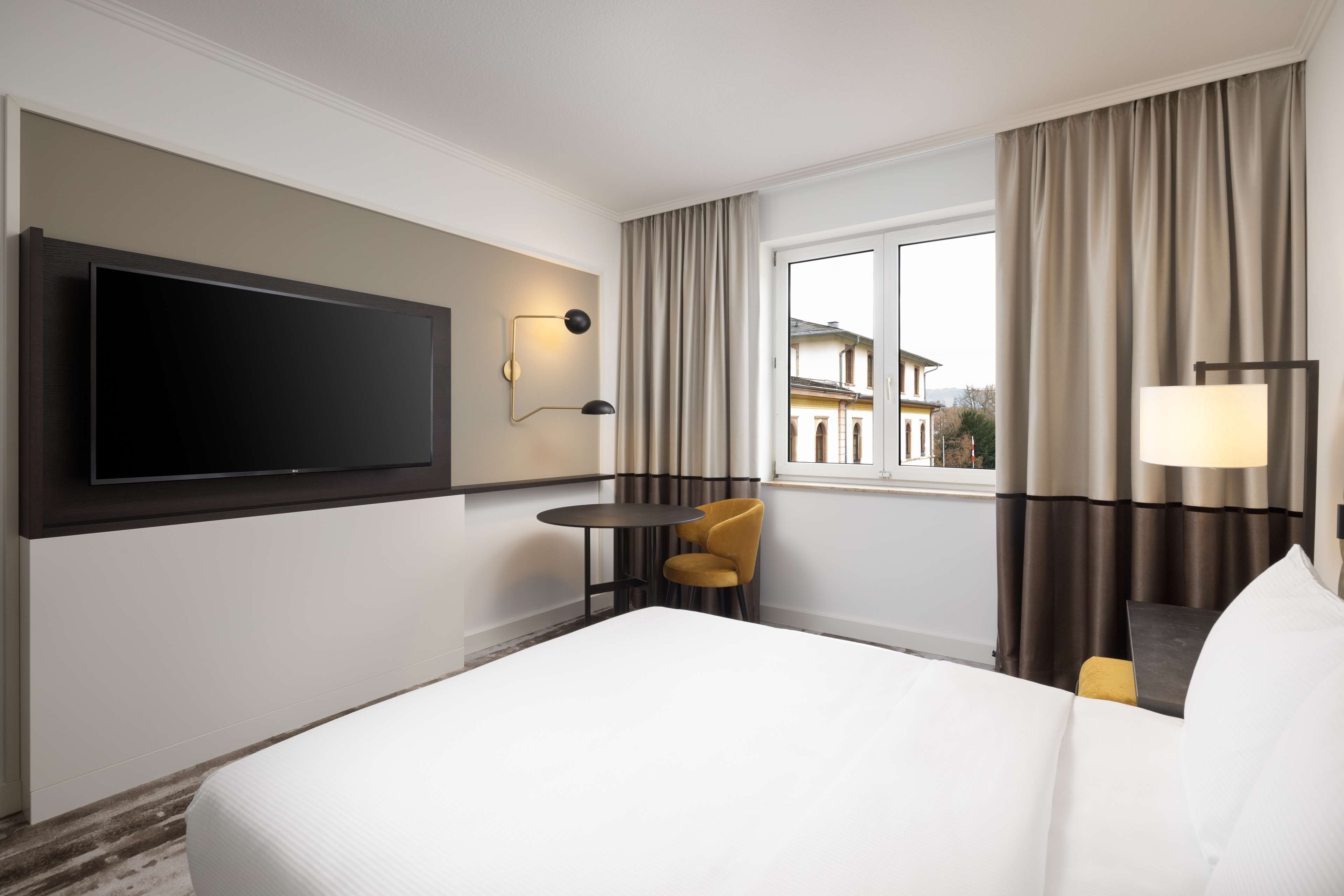 Hilton Heidelberg - Tap to explore photos