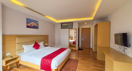 RB HOTEL Room Type - Deluxe Room