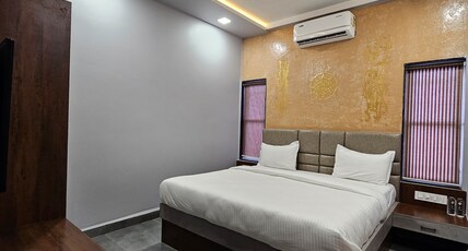 Hotel Happy Stay AC/ Non AC Rooms Room Type - Deluxe AC Room