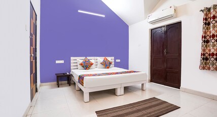 FabHotel Triple Beach House Room Type - Deluxe Room
