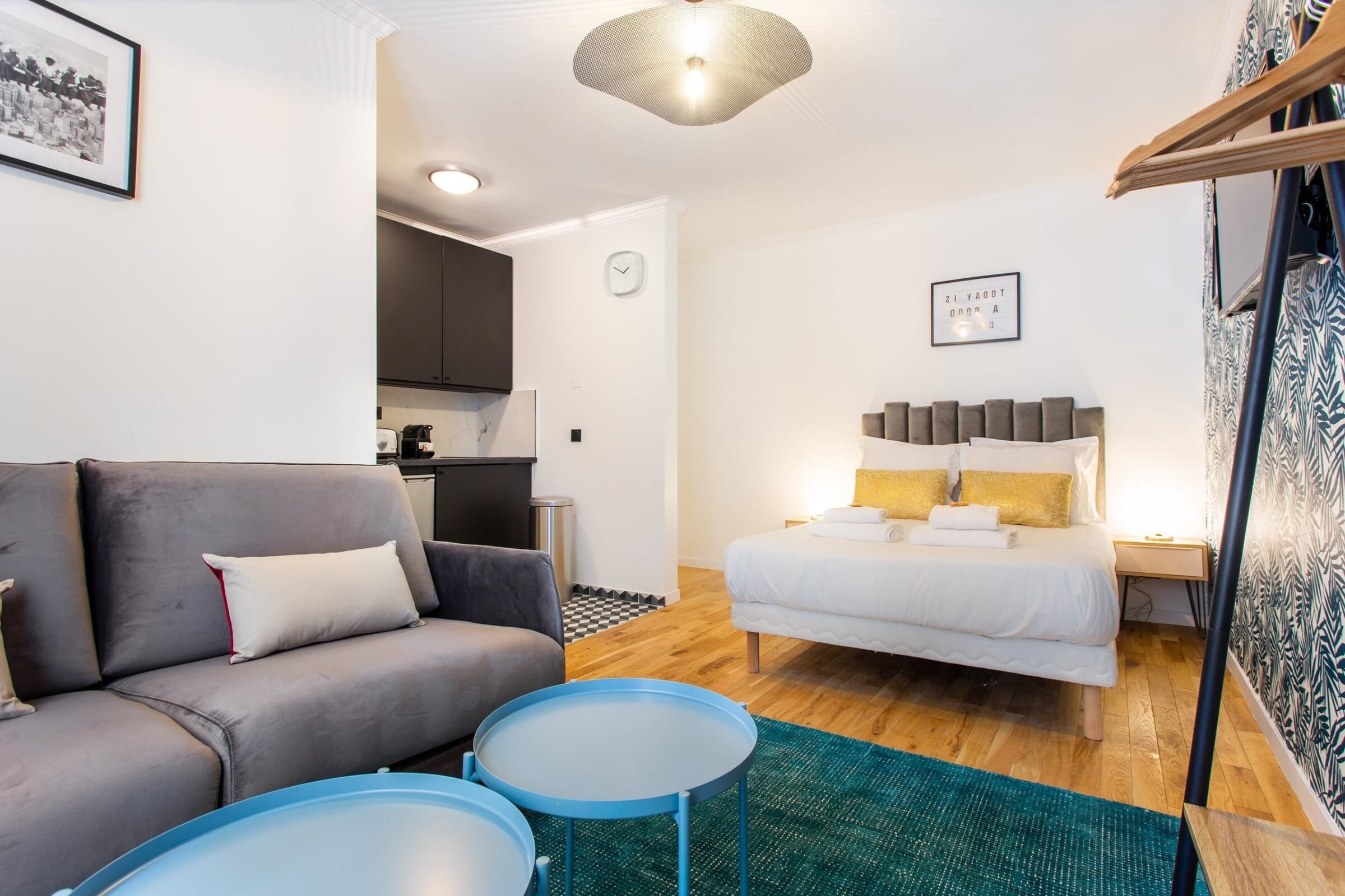 Charming Studio near Place de la Bastille - Tap to explore photos