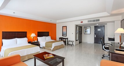 Holiday Inn CAMPECHE Room Type - 2 Double Standard