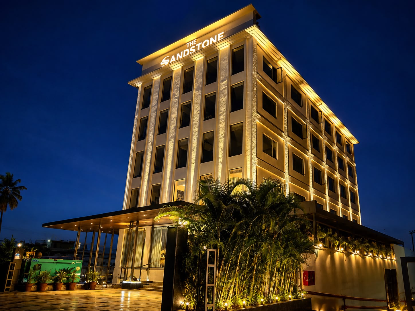 Hotel Sandstone @ 2 Min Drive to ISBT - Tap to explore photos
