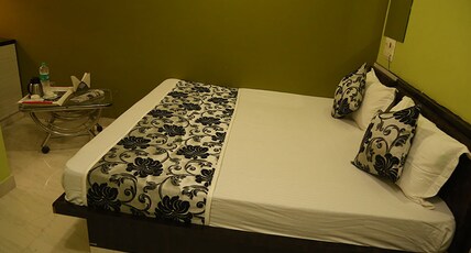 Hotel Shakti Palace Room Type - Deluxe AC Room