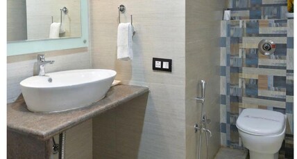 Puja Residency Room Type - Superior Room