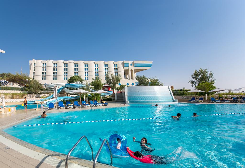 Oryx Grand Hotel Jebel Hafeet - Tap to explore photos
