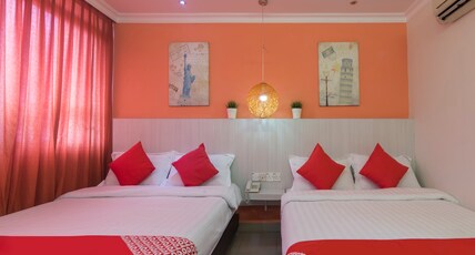 OYO 761 City Hotel Room Type - Suite Triple OYO 761 City Hotel Room Type - Suite Triple