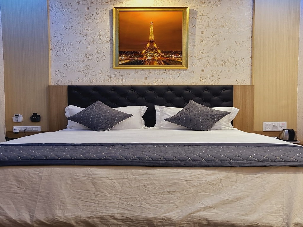 Cya Inn - Tap to explore photos