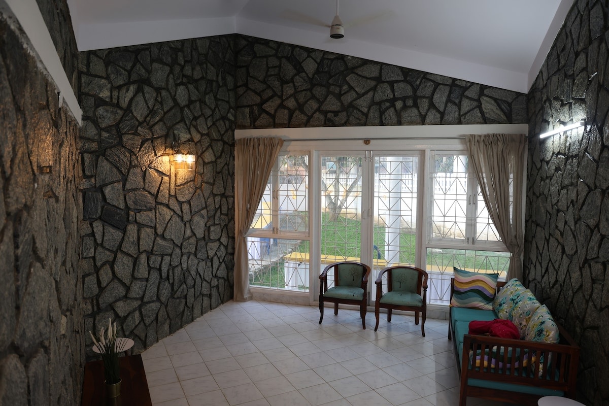 Vrindavan Villa Bannerghatta Road Bangalore - Tap to explore photos