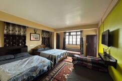 Nembang Homestay | Rooms with Wi-Fi