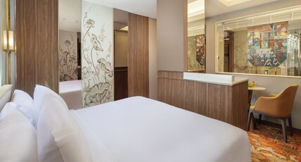 Samala Hotel Bangkok Room Type - SUPERIOR ROOM KING BED