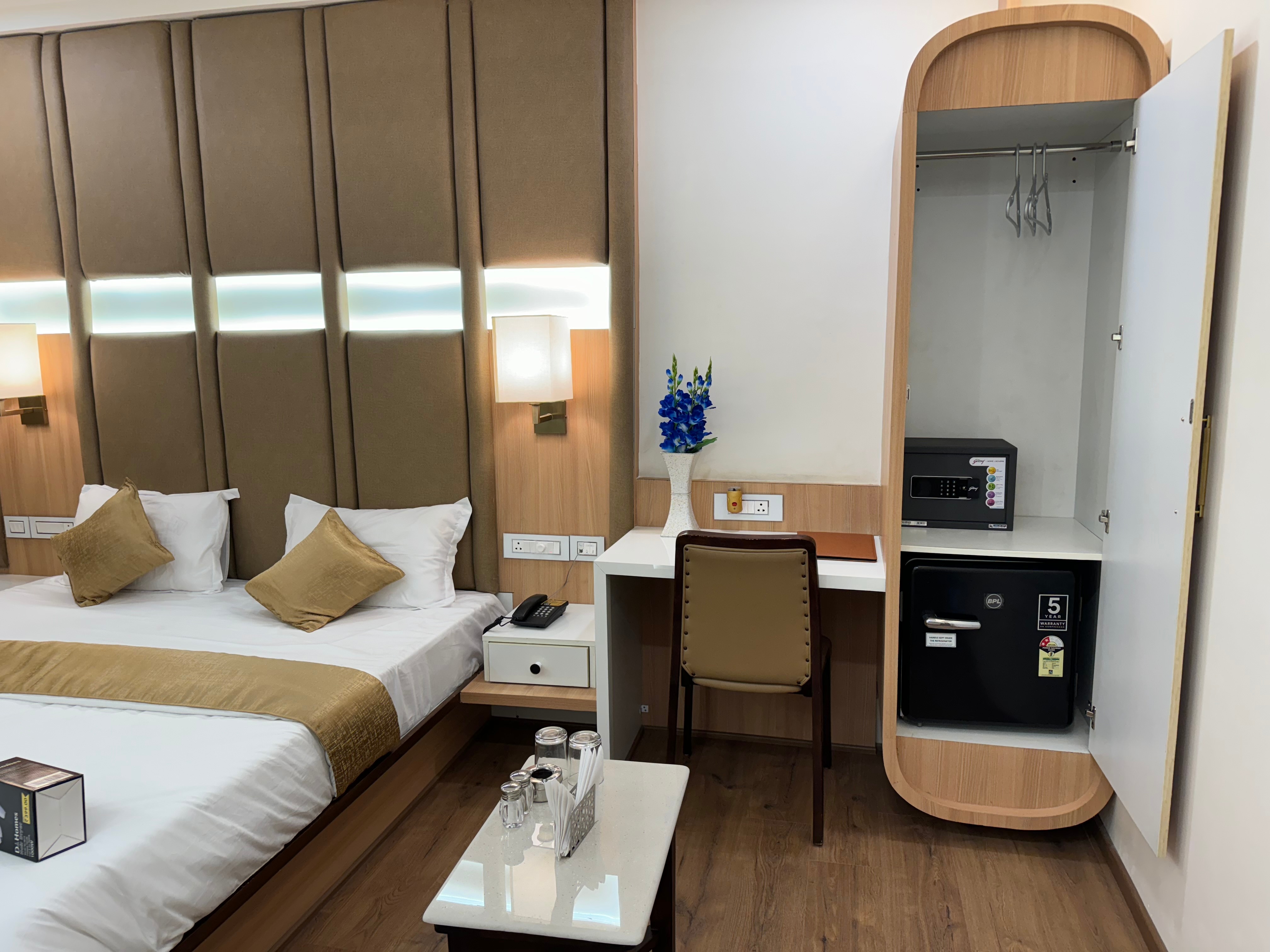 Hotel Citadell De Daman - Tap to explore photos