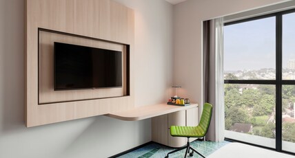 Holiday Inn KUALA LUMPUR BANGSAR Room Type - 1 Twin Standard