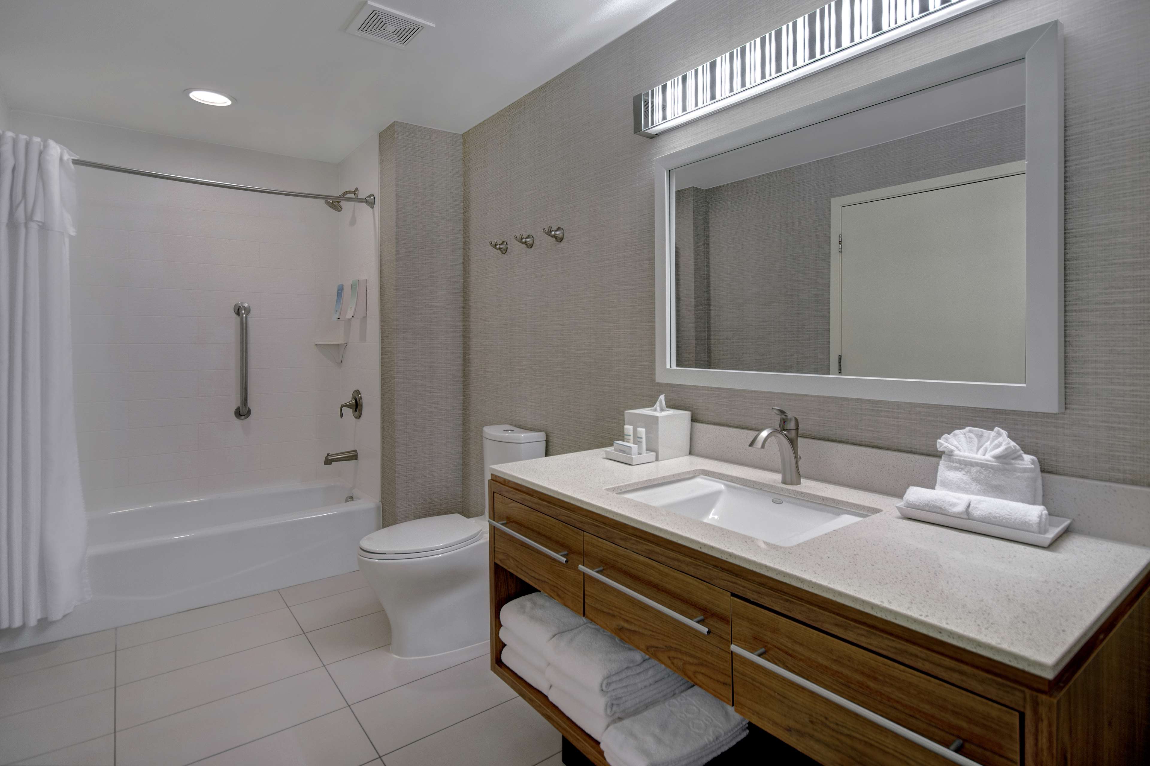 Home2 Suites by Hilton Dallas-Frisco - Tap to explore photos
