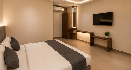 Agarwals Classic Hotel Room Type - Premium Signature Room