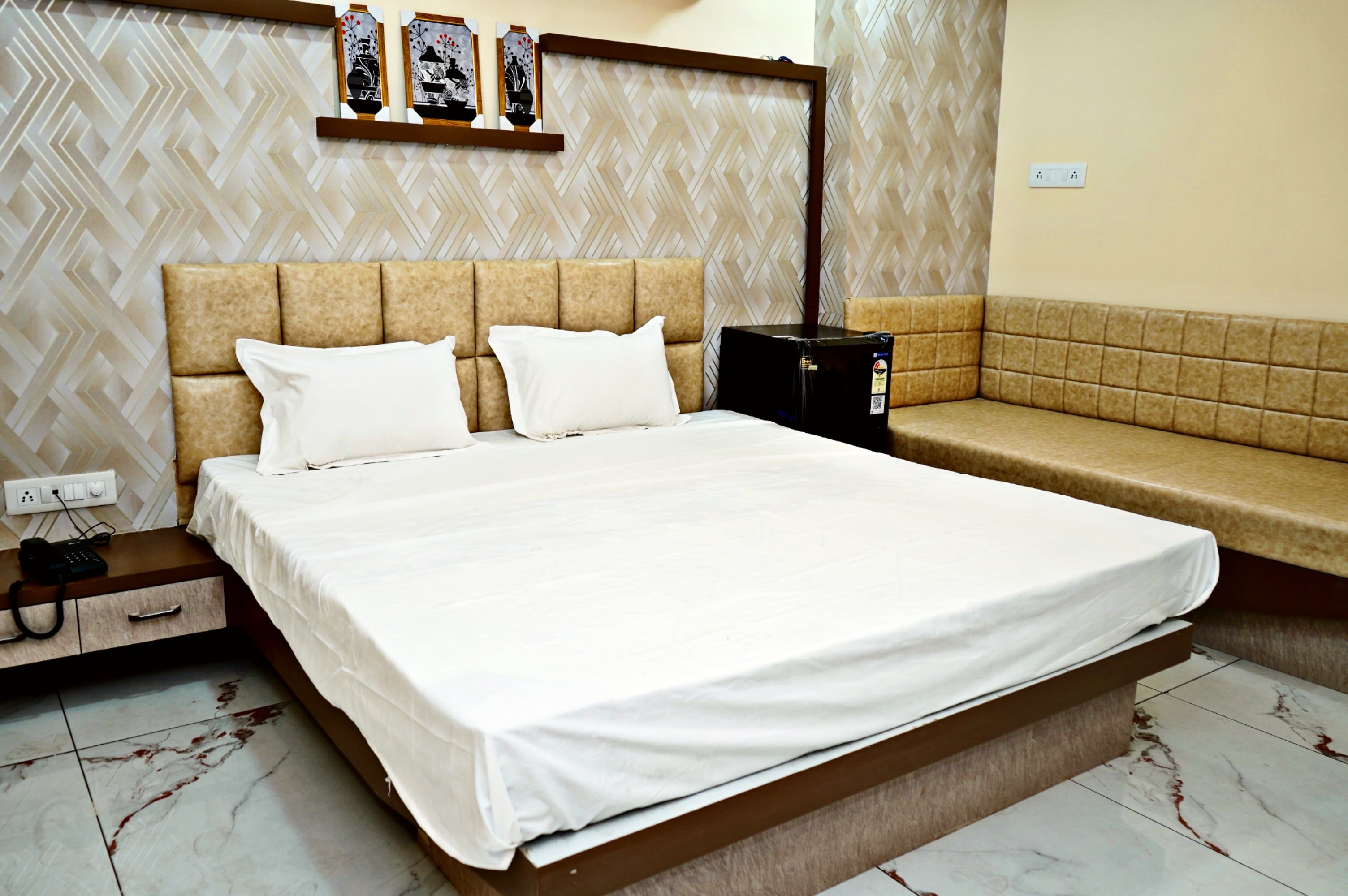 HOTEL SHUBHARAMBH - Tap to explore photos