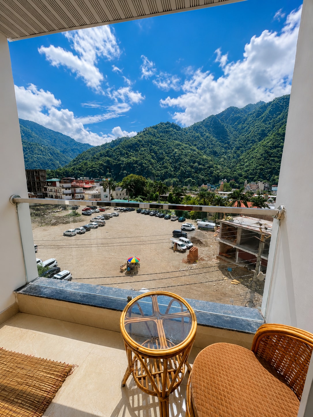 Dhara Retreat - Tap to explore photos