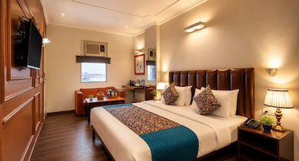 Hotel Grand Arcasia Nehru Palace & CR Park Room Type - Premium Double Room with Free Early Check-In up to 2 Hours Hotel Grand Arcasia Nehru Palace & CR Park Room Type - Premium Double Room with Free Early Check-In up to 2 Hours