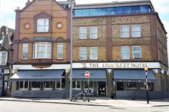 The Lion & Key Hotel