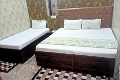 Jindal B&B 2 min walk to Golden Temple