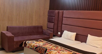 Satyam Dham Room Type - Bedroom 13