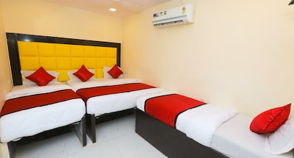 Hotel Janata Room Type - Deluxe Quadruple Room