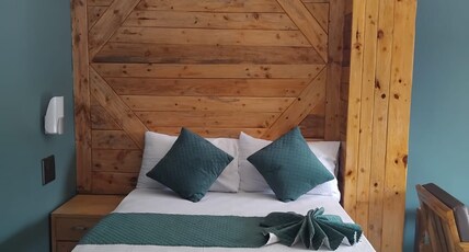 UPHAR Room Type - Standard room with balcony