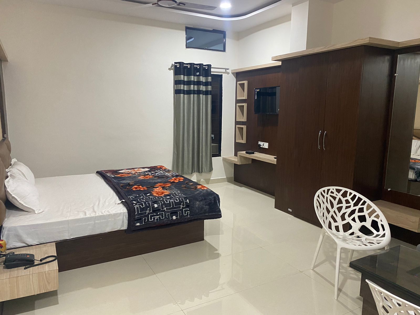 HOTEL MATRIKA SHREE - Tap to explore photos